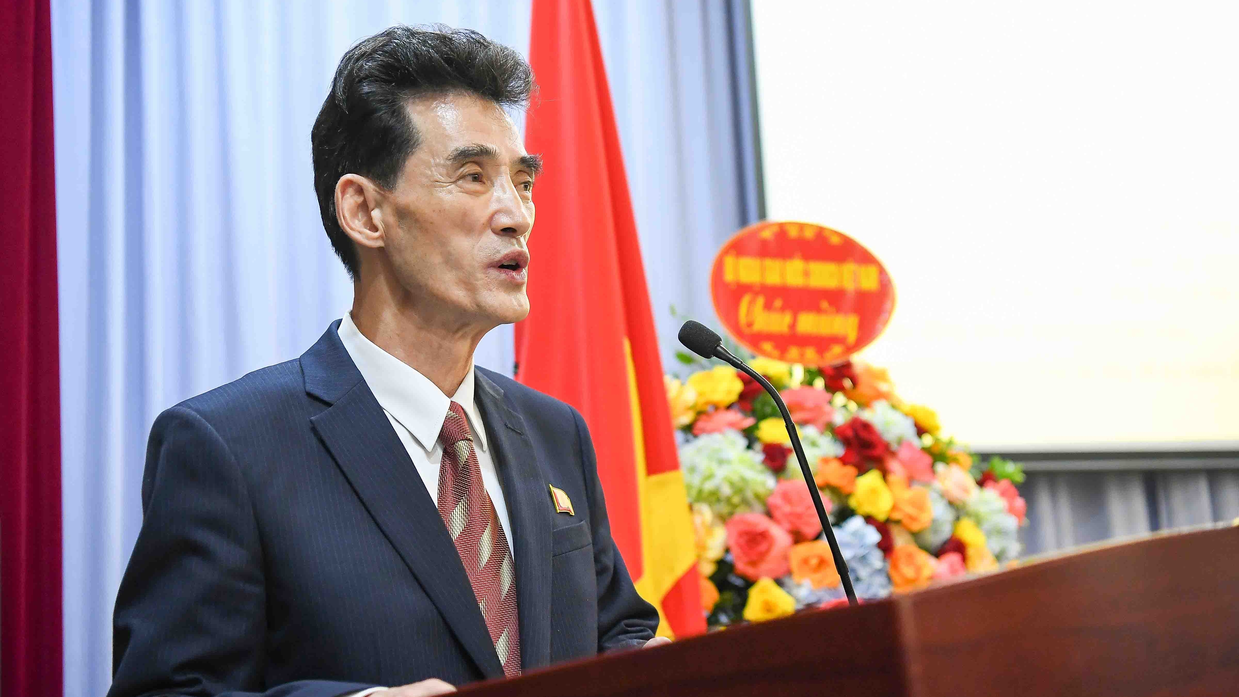 moc-son-cua-quan-he-trieu-tien-viet-nam