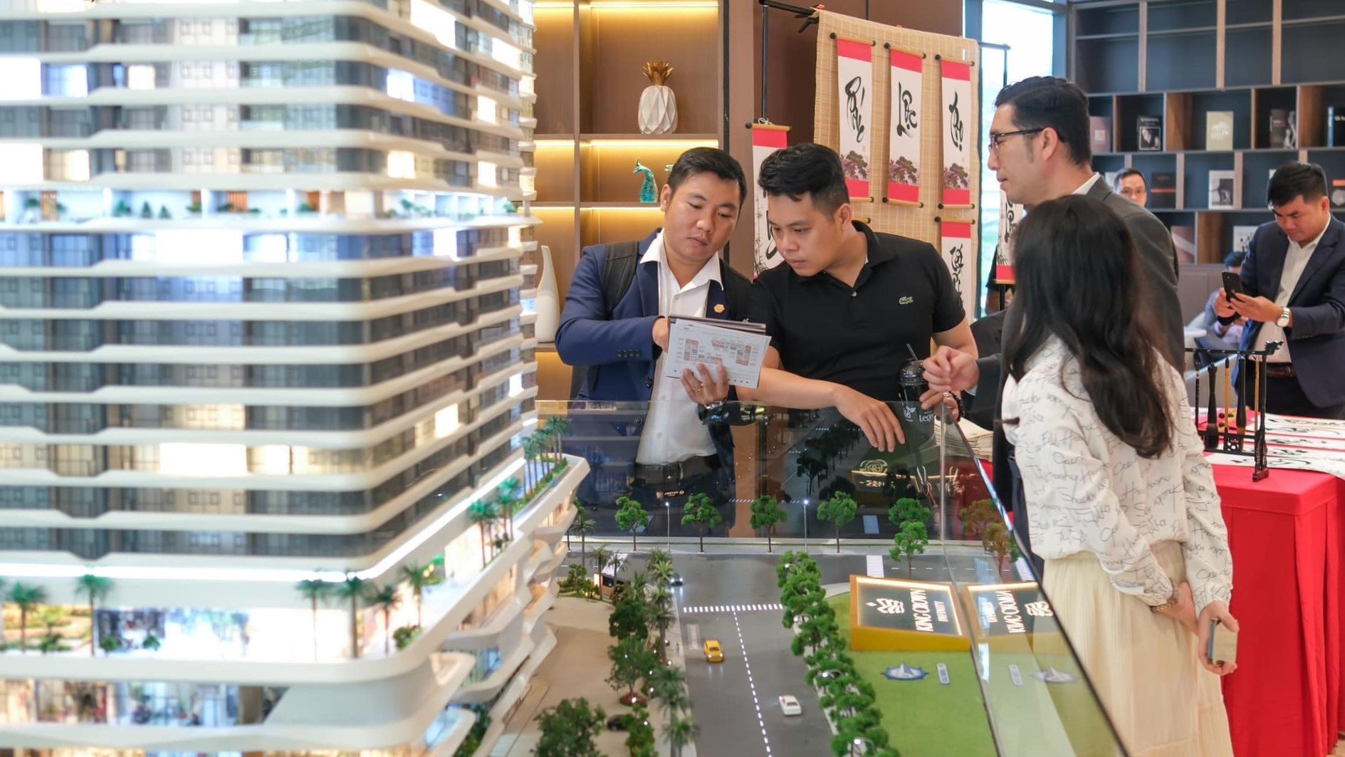 gia-can-ho-van-neo-o-muc-cao