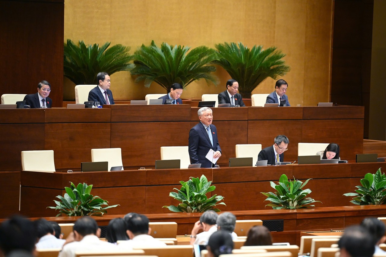 trung-tam-tai-chinh-quoc-te-la-buoc-di-sang-suot