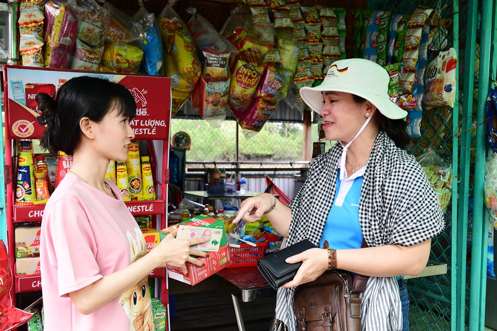 nestle-viet-nam-ho-tro-phu-nu-nong-thon-phat-trien-kinh-te