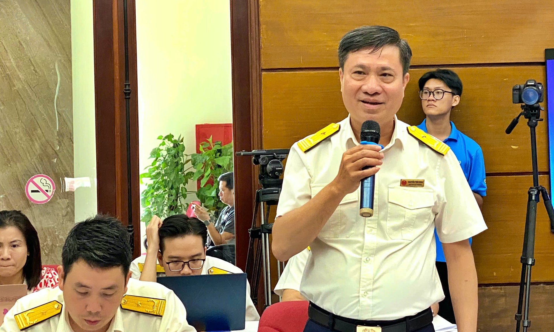 ha-noi-ap-hoa-don-dien-tu-doanh-thu-tinh-thue-ho-kinh-doanh-tang-42