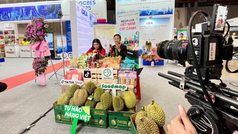 livestream-ban-hang-va-trach-nhiem-phap-ly-cua-kol-koc