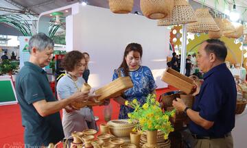 san-pham-cong-nghiep-nong-thon-suc-song-moi-cua-lang-nghe-viet