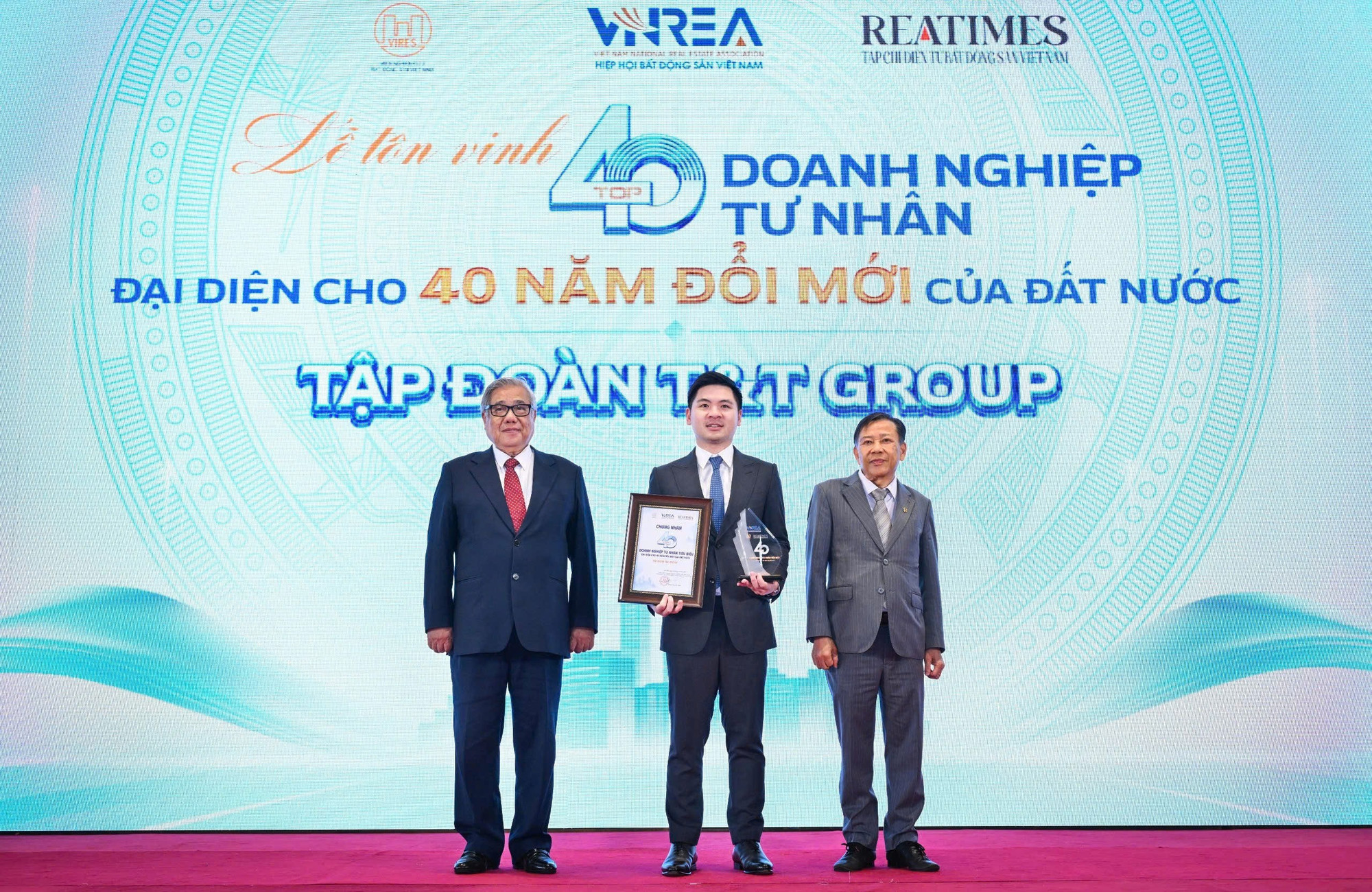 tt-group-cua-bau-hien-duoc-vinh-danh-top-cac-doanh-nghiep-tu-nhan-tieu-bieu