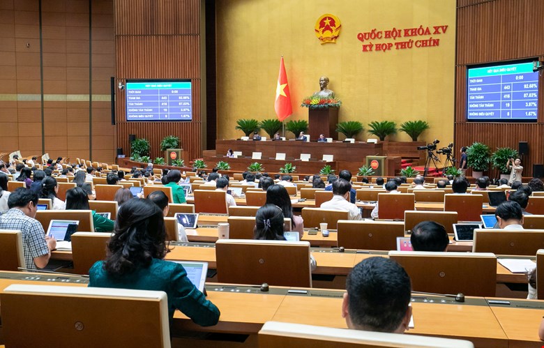 Giảm 30% tổng mức chi một số nội dung xây dựng pháp luật