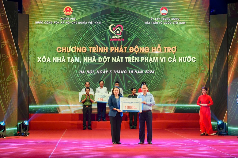 agribank-ung-ho-100-ty-dong-xoa-nha-tam-nha-dot-nat-tren-ca-nuoc