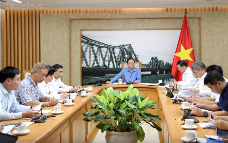 tiep-tuc-thao-go-xu-ly-vuong-mac-cua-doanh-nghiep-linh-vuc-tai-nguyen-va-moi-truong