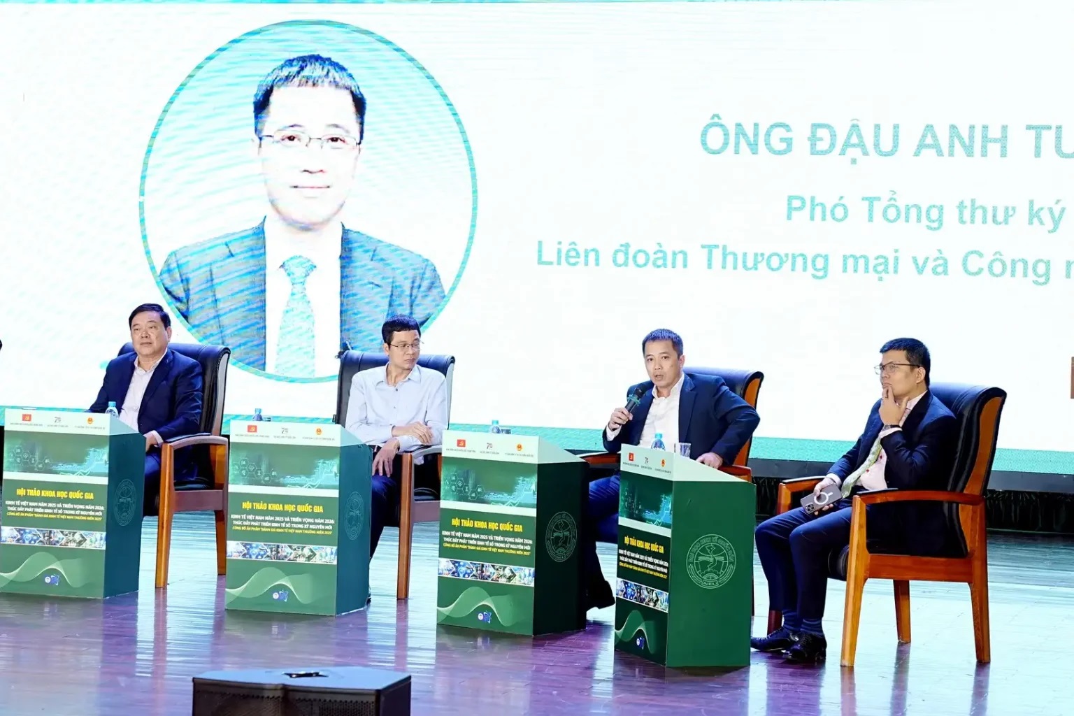 Một năm có Nghị quyết 68: Doanh nghiệp lớn “hưng phấn”, doanh nghiệp nhỏ vẫn loay hoay