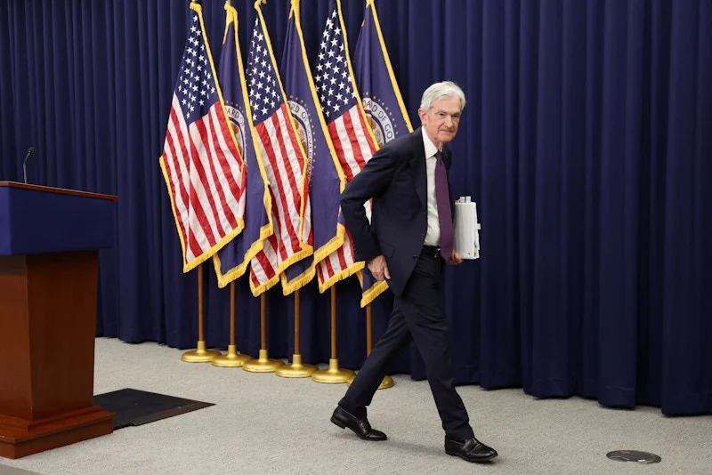 Fed giữ nguyên lãi suất, nội bộ chia rẽ mạnh trước thời kỳ hậu Powell