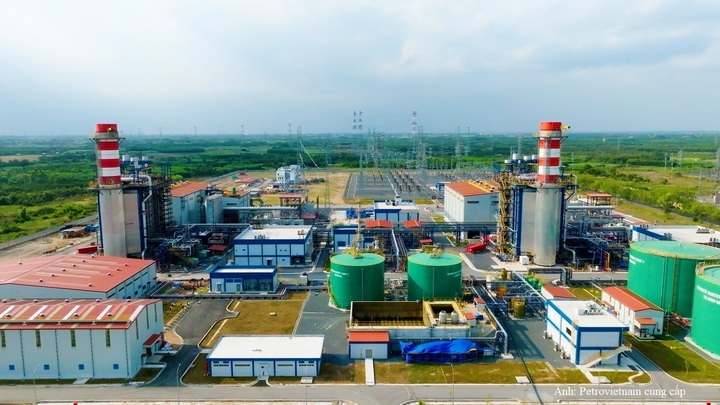 Tháo gỡ điểm nghẽn thể chế, tạo đột phá cho phát triển năng lượng