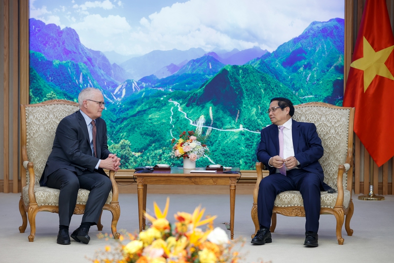 chu-tich-hiep-hoi-ban-dan-hoa-ky-viet-nam-ngay-cang-quan-trong
