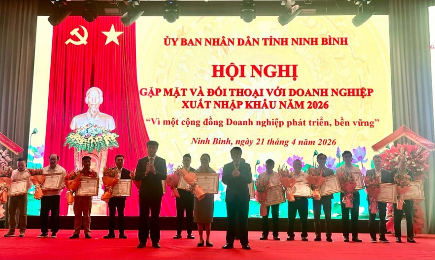 Ninh Bình: Đối thoại gỡ vướng cho doanh nghiệp xuất nhập khẩu