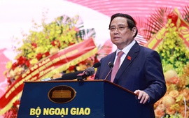 thu-tuong-xay-dung-nen-ngoai-giao-toan-dien-hien-dai-chuyen-nghiep-mang-dam-ban-sac-viet-nam
