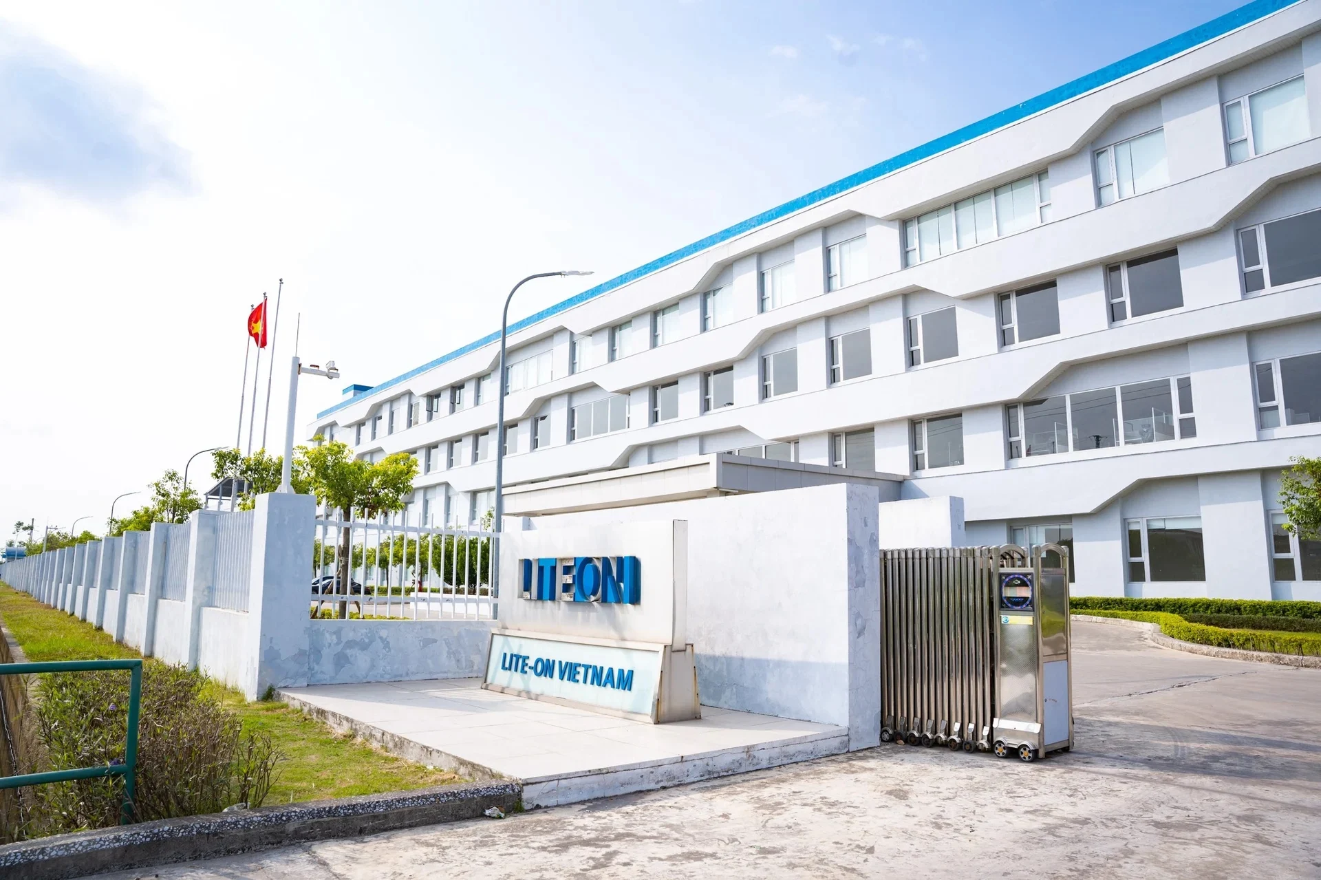 ong-lon-dien-tu-dai-loan-rot-them-149-trieu-usd-vao-viet-nam
