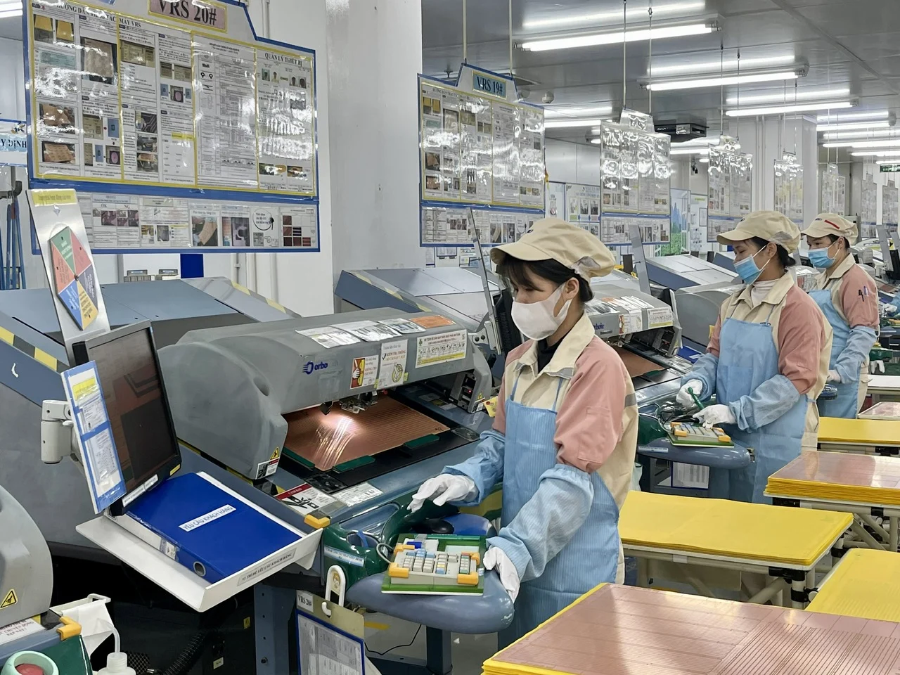 Thu hút FDI giai đoạn mới, 'không thể tiếp tục trải thảm đỏ đại trà'