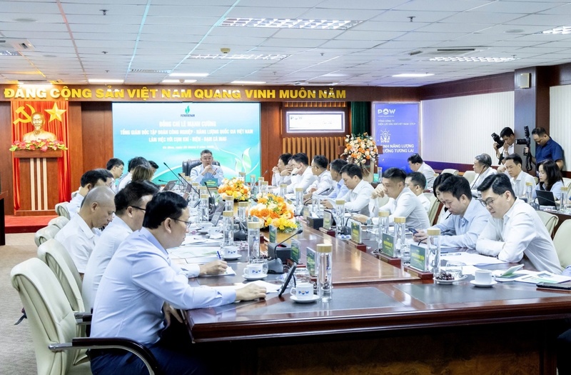 tong-giam-doc-petrovietnam-le-manh-cuong-toi-uu-hoa-chuoi-khi-dien-dam-ca-mau-tren-tinh-than-mot-doi-ngu-mot-muc-tieu