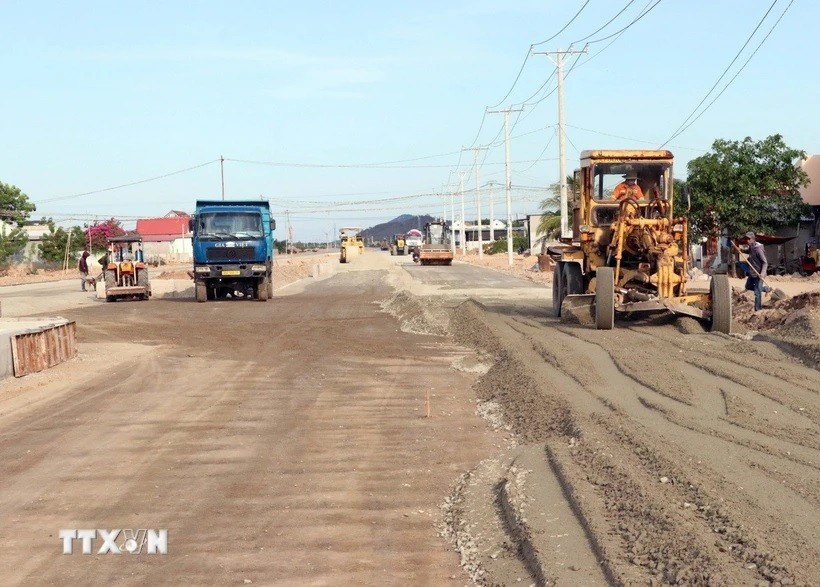 thanh-lap-8-to-cong-tac-thao-go-vuong-mac-thuc-day-giai-ngan-dau-tu-cong