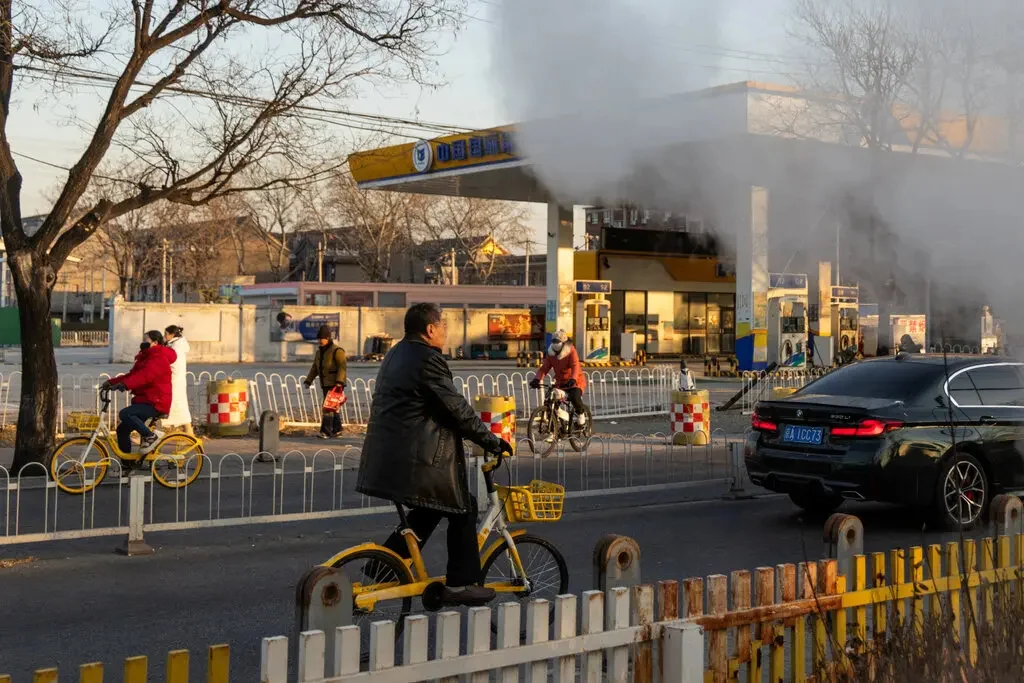 Chuỗi biến động đe dọa kinh tế châu Á
