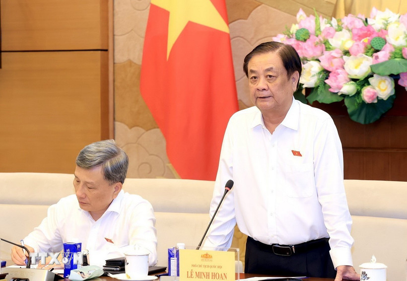 quoc-hoi-giam-sat-viec-bao-ve-moi-truong-cua-tap-doan-dien-luc-va-tap-doan-hoa-chat