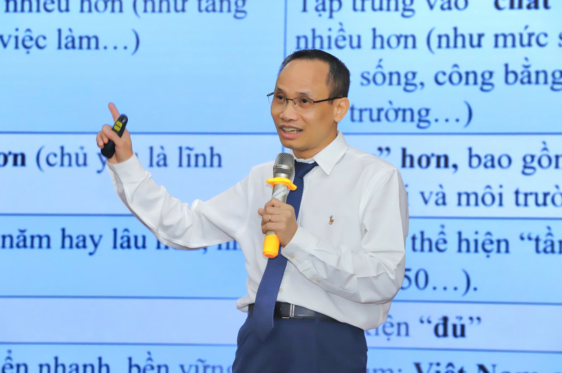 ts-can-van-luc-gdp-co-the-them-2-3-diem-phan-tram-nho-dong-luc-tang-truong-moi