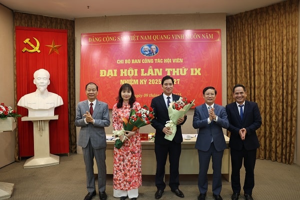 gan-cong-tac-dang-voi-khat-vong-phat-trien-doanh-nghiep-doanh-nhan-viet-nam