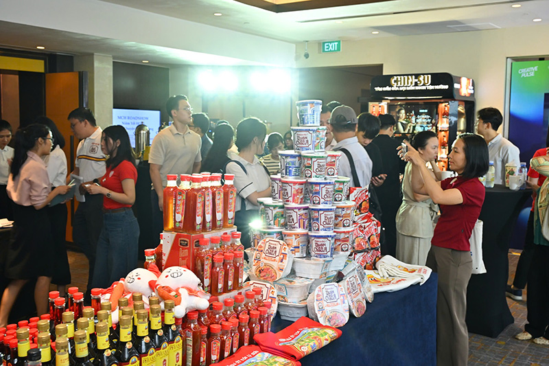 C&aacute;c sản phẩm mới trưng b&agrave;y tại sự kiện Roadshow MCH .jpg