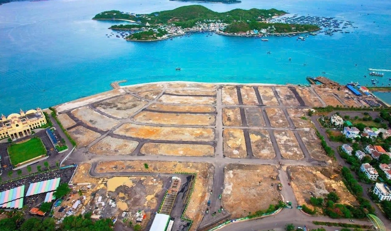 danh-thue-chuyen-nhuong-bat-dong-san-can-thiet-ke-lai-bieu-thue-de-chong-soc