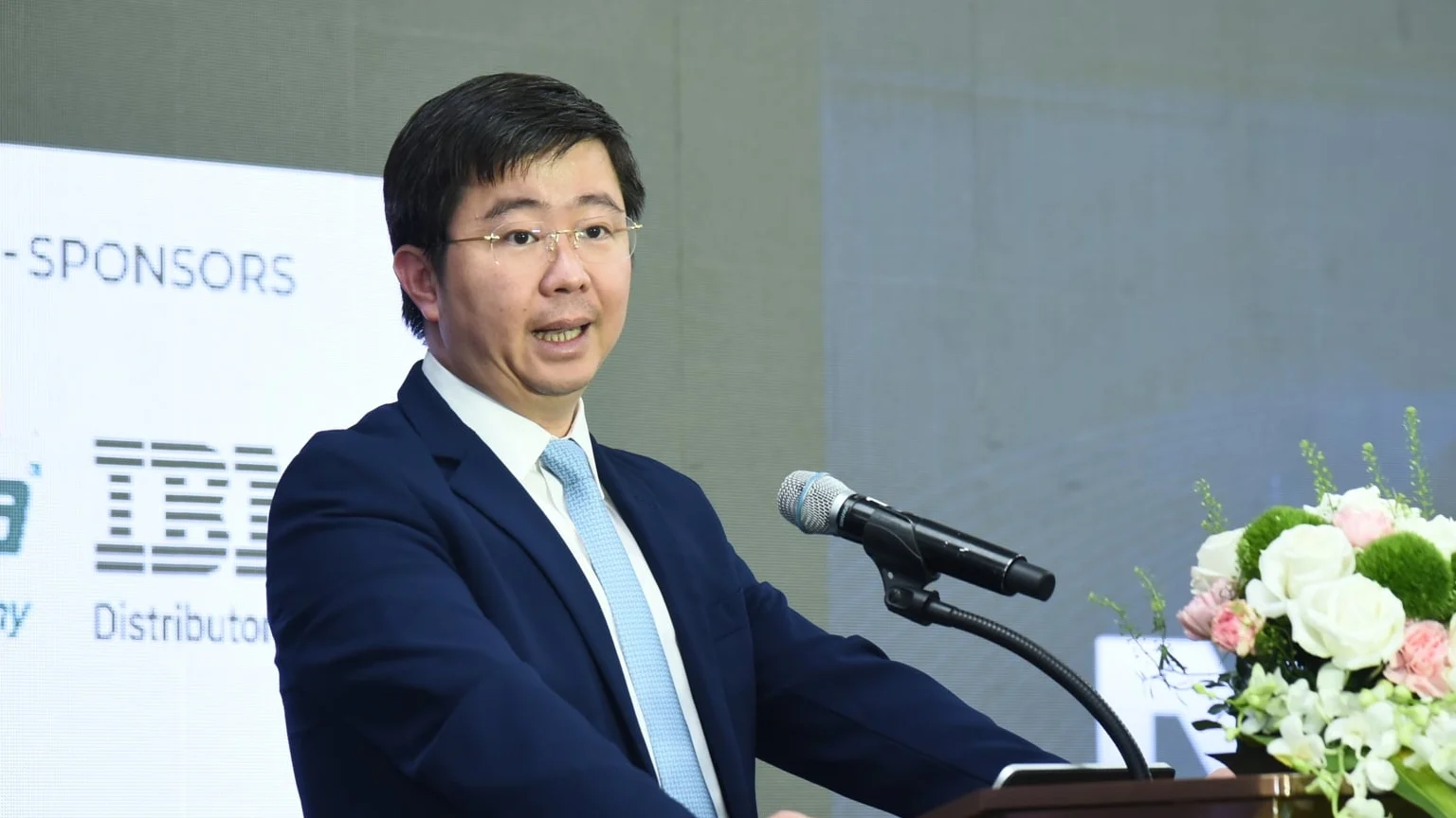 'Bẫy' công nghệ bề nổi: AI hiện diện khắp nơi nhưng chưa 'bám rễ' vào nền kinh tế