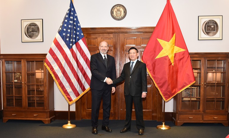 mo-canh-cua-thep-trong-quan-he-thuong-mai-viet-nam-hoa-ky