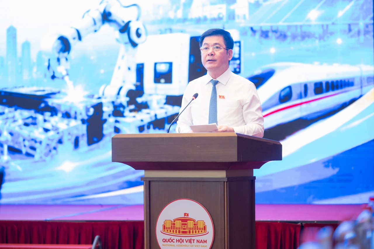 cong-nghe-nen-tang-can-cu-hich-the-che-moi
