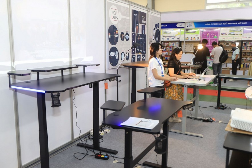 khai-mac-trien-lam-vietoffice-2025-tai-ha-noi