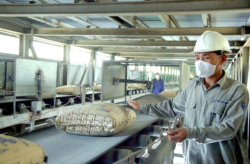 Ngành xi măng kiến nghị 'mềm hóa' phân bổ hạn ngạch khí nhà kính