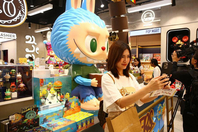 nganh-do-choi-hut-tien-cua-gioi-dau-tu-trung-quoc