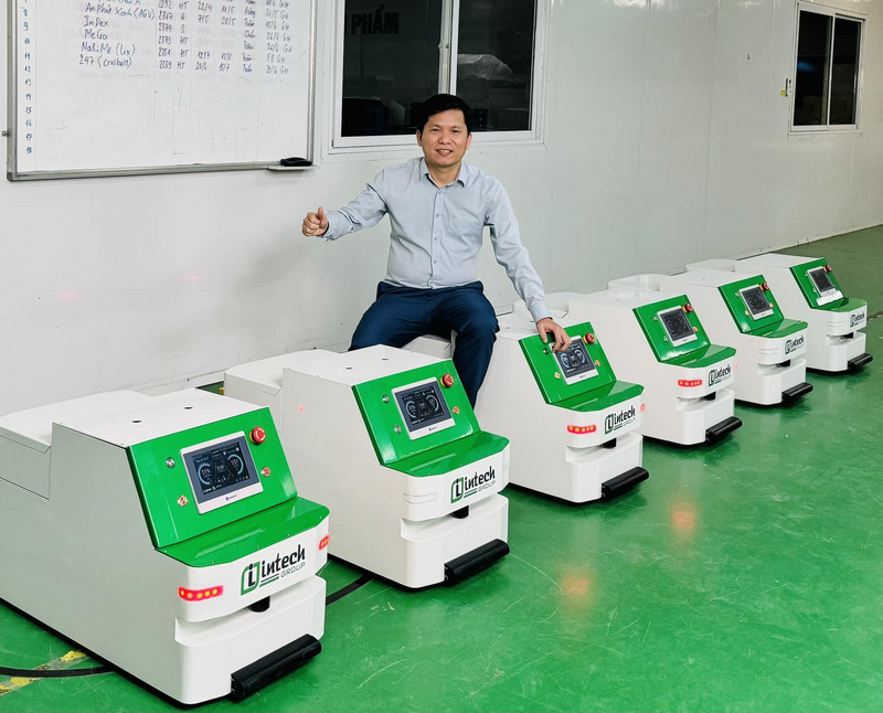 Doanh nhân Hoàng Hữu Thắng và khát vọng phổ cập robot cho doanh nghiệp việt.