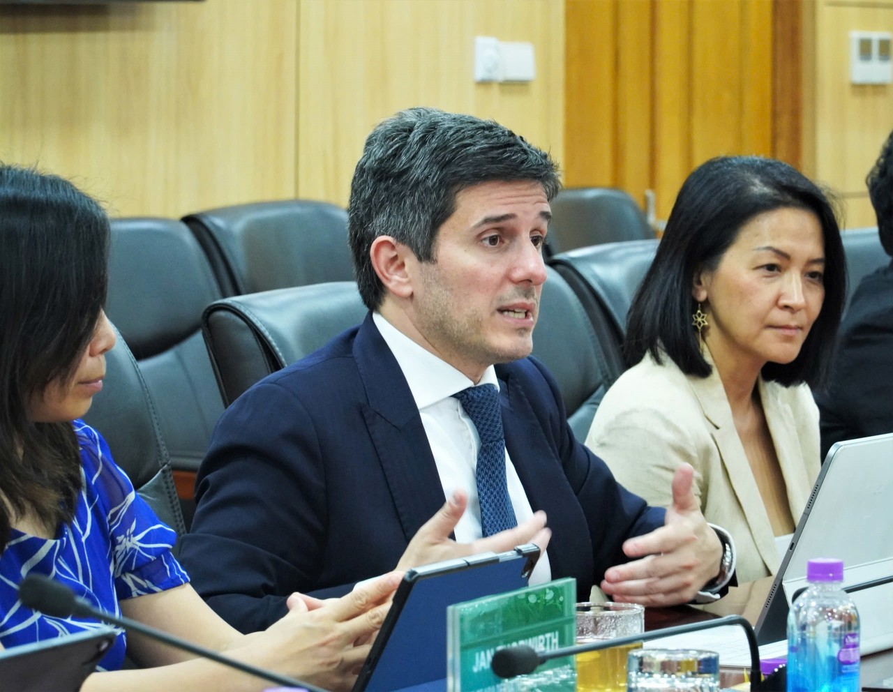 ftse-russell-du-dia-hop-tac-giua-con-rat-lon-va-khang-dinh-se-tiep-tuc-dong-hanh-cung-viet-nam