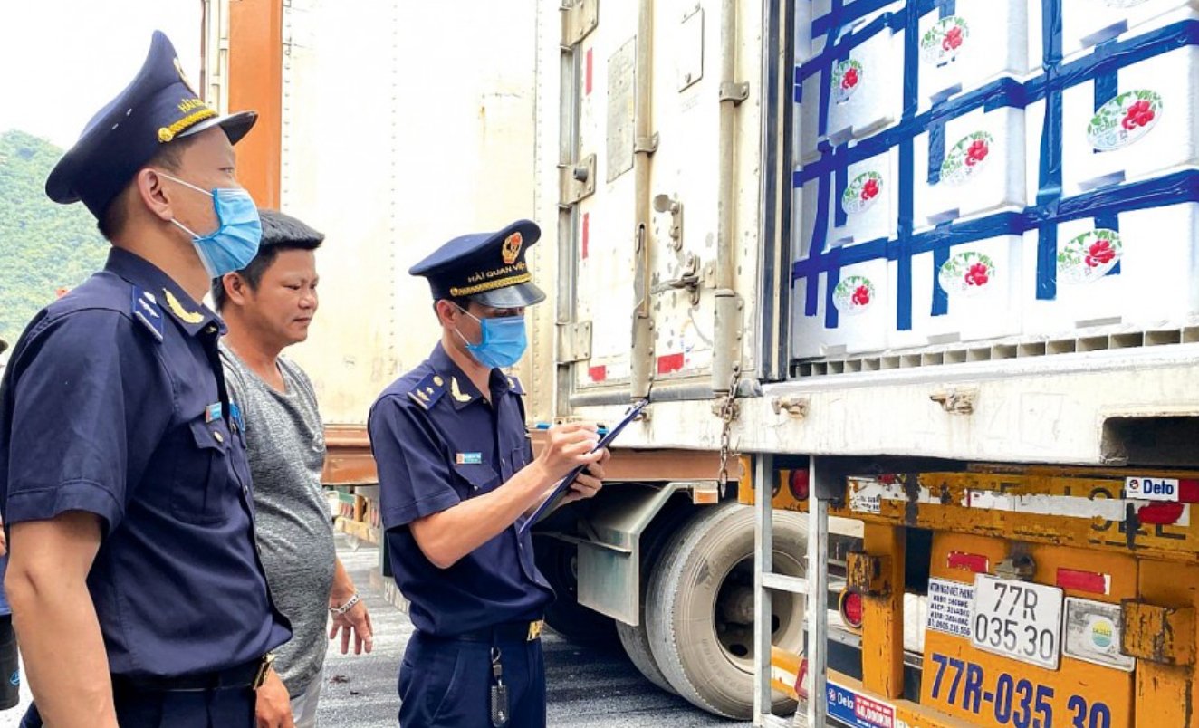 loat-giam-doc-doanh-nghiep-fdi-bi-de-xuat-tam-hoan-xuat-canh-do-no-thue