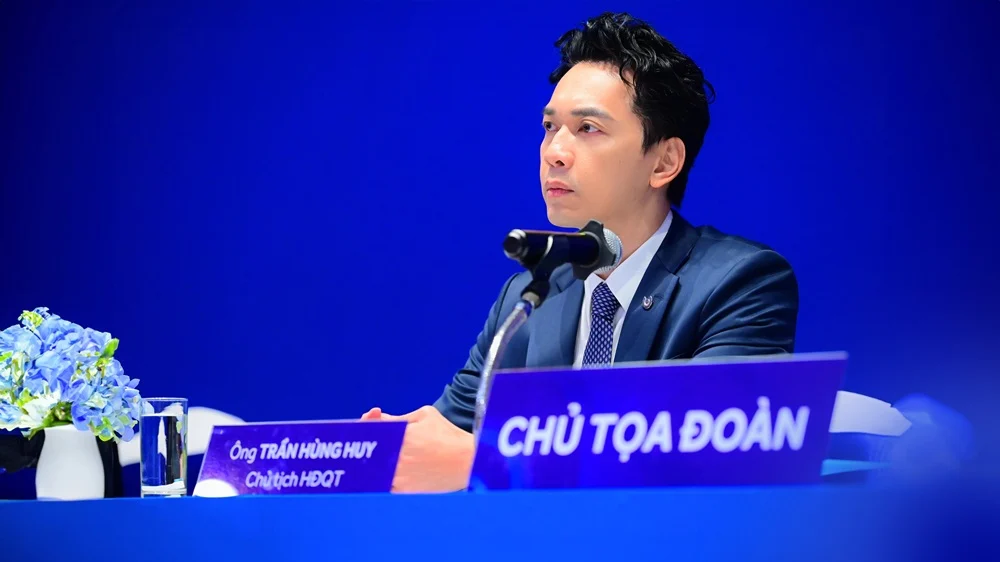 chu-tich-acb-bai-toan-kinh-doanh-2025-con-nhieu-an-so