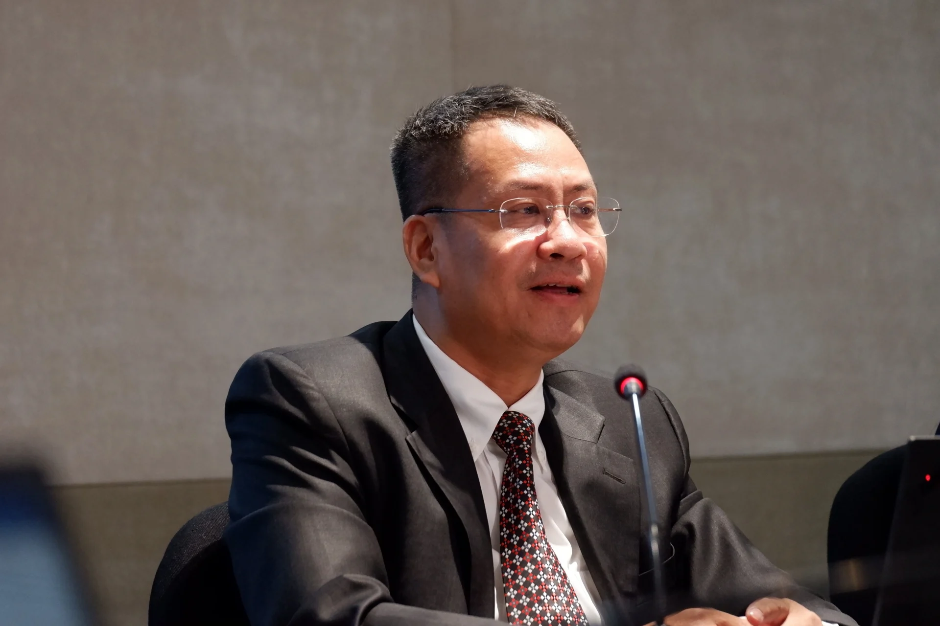 ADB khuyến nghị cần có bộ tiêu chí để sàng lọc FDI