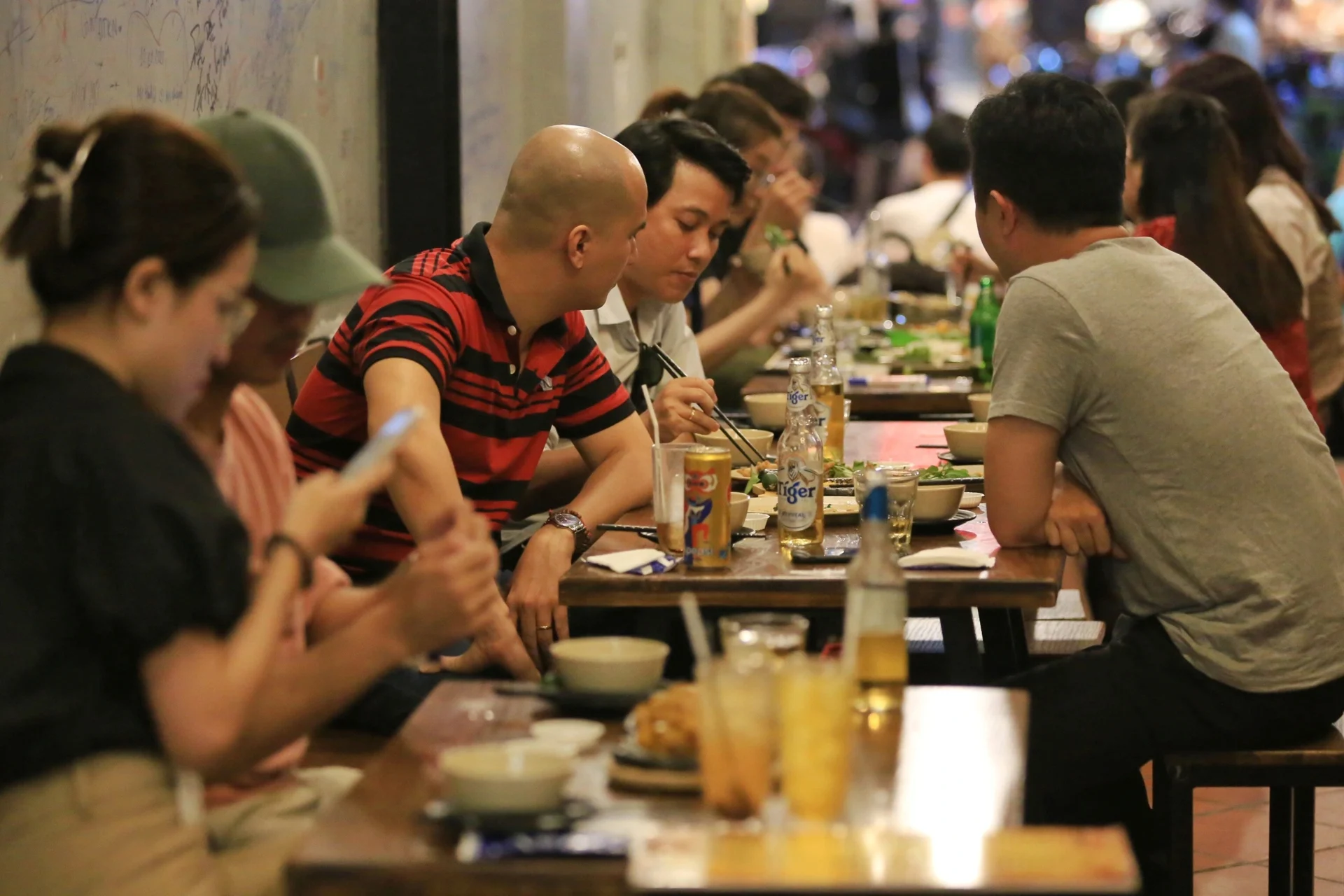 Ăn phở, mua bánh mì... có phải lấy hóa đơn?