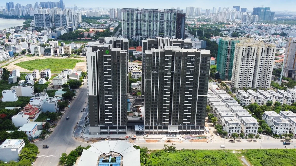 Ế hàng và cạn dòng tiền, nhiều dự án bất động sản giảm giá mở bán