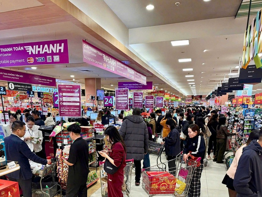 doanh-nghiep-ban-le-chu-dong-neo-gia-no-luc-on-dinh-thi-truong-giua-ap-luc-chi-phi