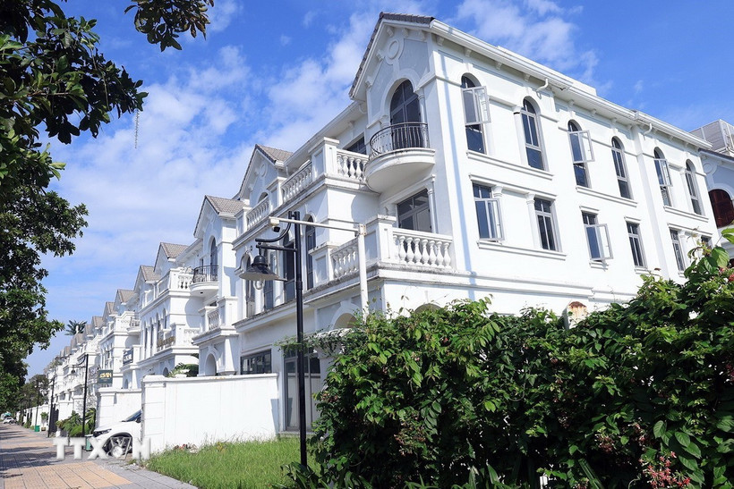 Đánh thuế cao để giảm giá bất động sản: Cần lộ trình phù hợp