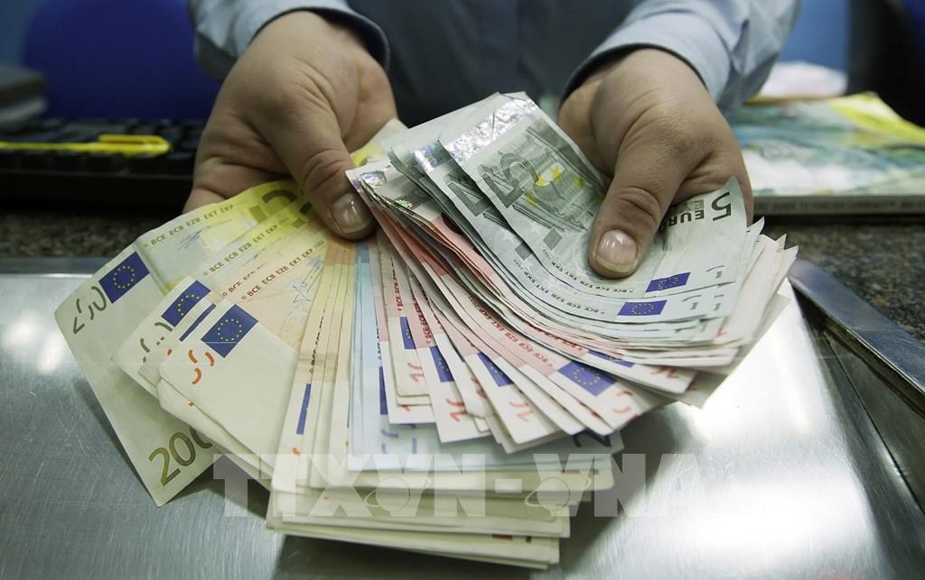 ecb-co-the-se-giu-nguyen-lai-suat-toi-mua-thu-2025