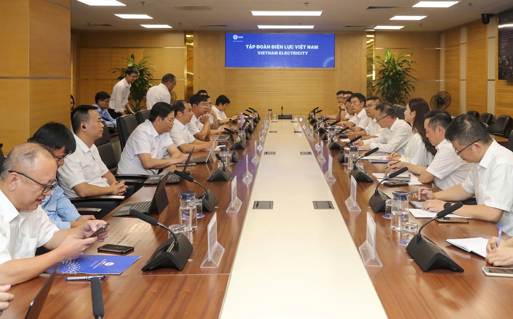 evn-va-csg-lmi-tang-cuong-hop-tac-trong-linh-vuc-nang-luong