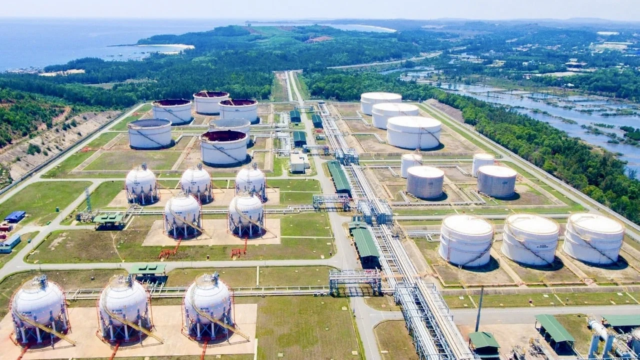 trung-tam-loc-hoa-dau-va-nang-luong-quoc-gia-tai-dung-quat-bai-1-khong-bat-dau-tu-con-so-0