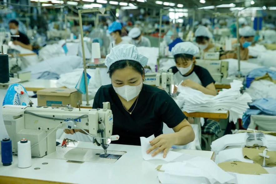 chinh-sach-tai-khoa-tao-dong-luc-tang-truong-2-con-so