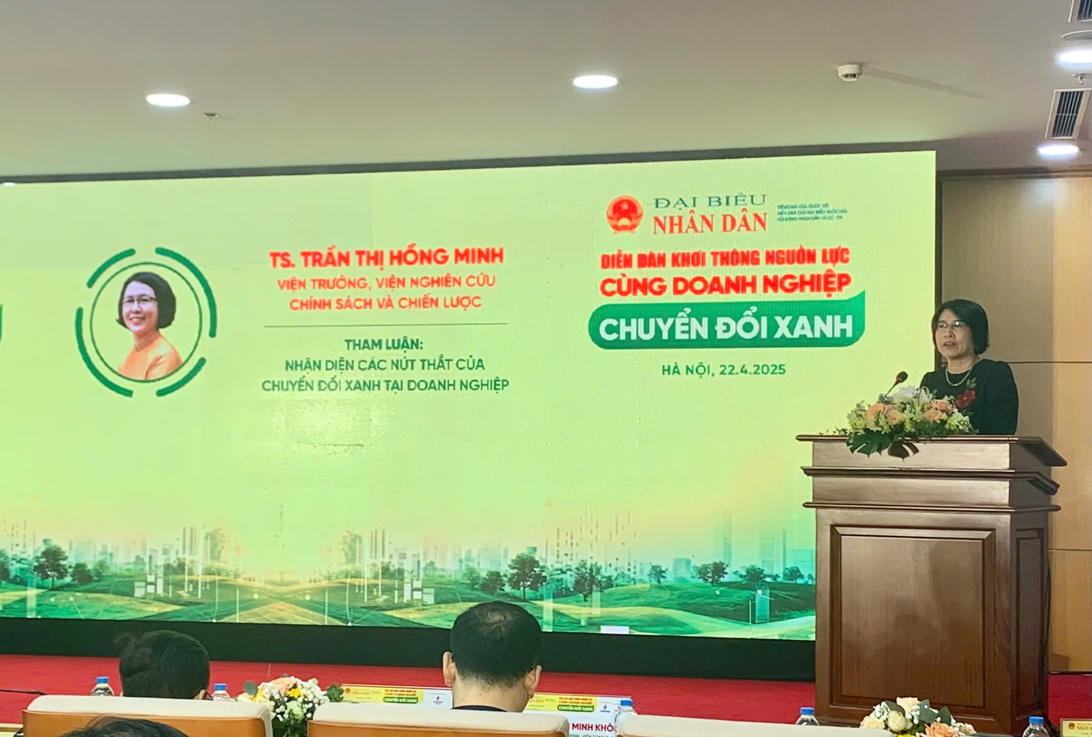 khoi-thong-nguon-luc-cho-doanh-nghiep-nho-va-vua-chuyen-doi-xanh