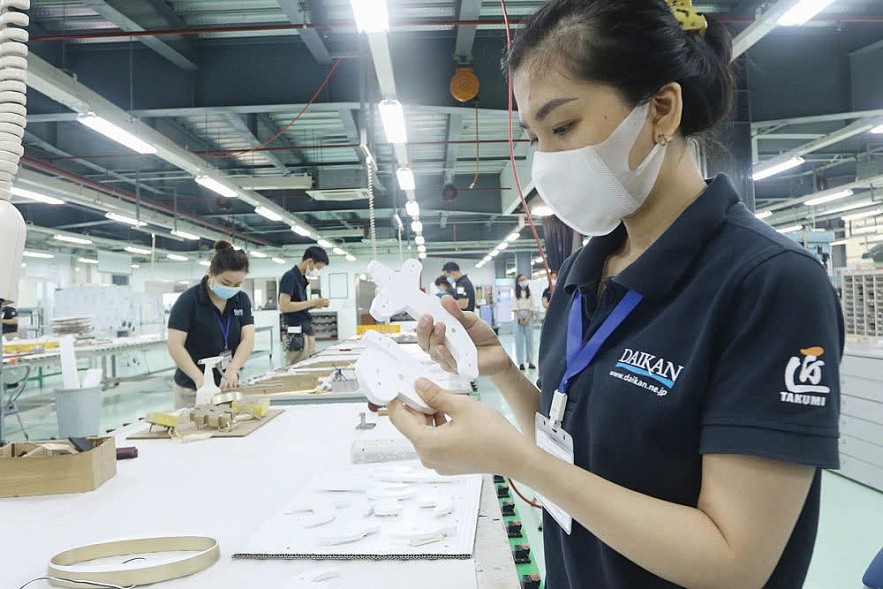 kinh-te-viet-nam-gia-tang-suc-manh-truoc-nhung-rui-ro-toan-cau