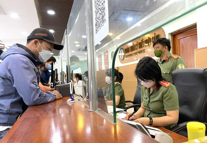 Phó thủ tướng yêu cầu sửa đổi quy định về tạm hoãn xuất cảnh do nợ thuế