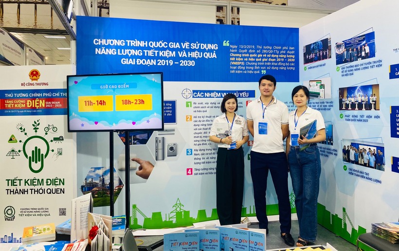 sap-dien-ra-hoi-cho-trien-lam-quoc-te-cong-nghe-nang-luong-moi-truong